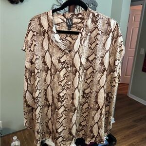 NWOT Worthington Brown and Cream Snake Print Pull-Over Blouse